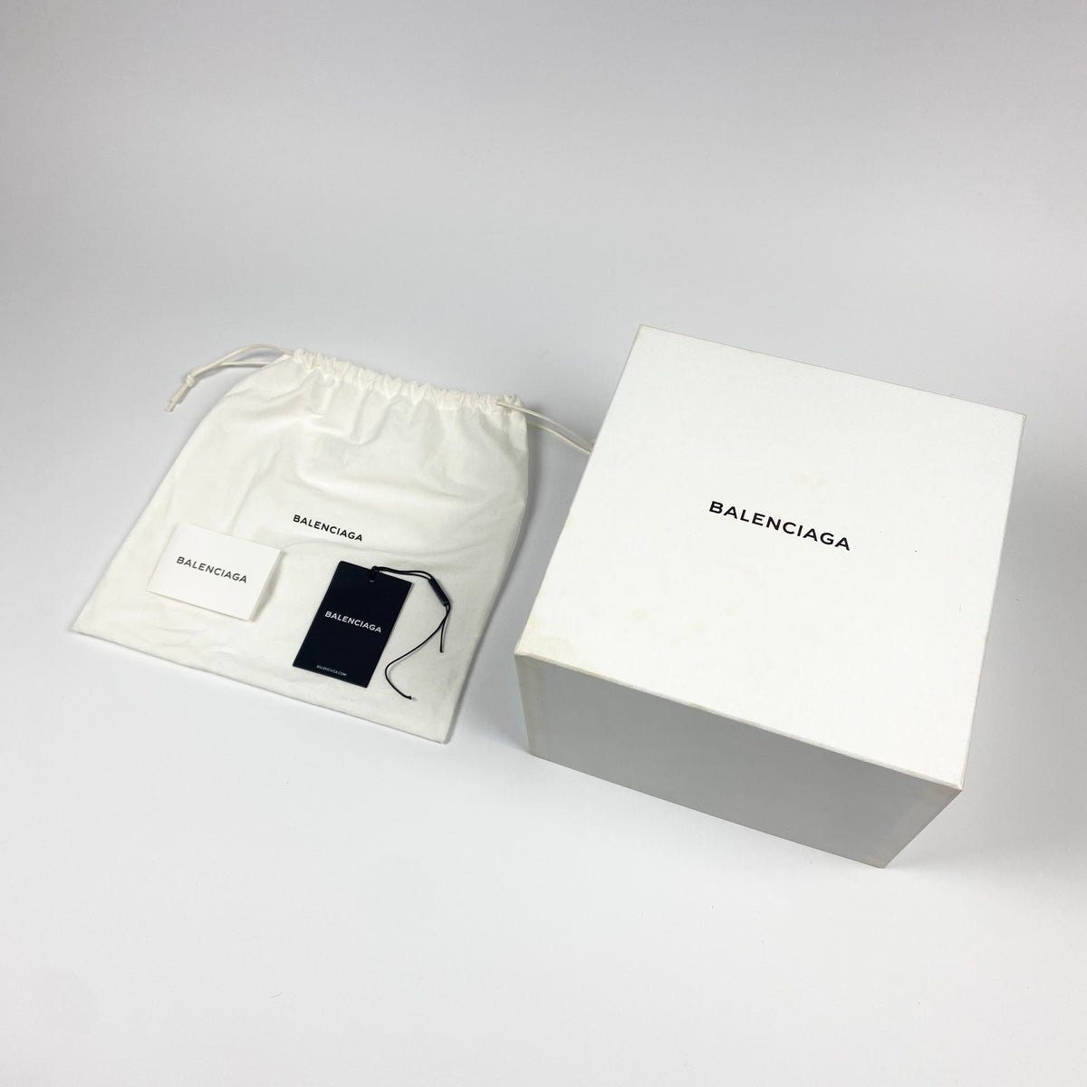 BALENCIAGA 2017 Presidential cap