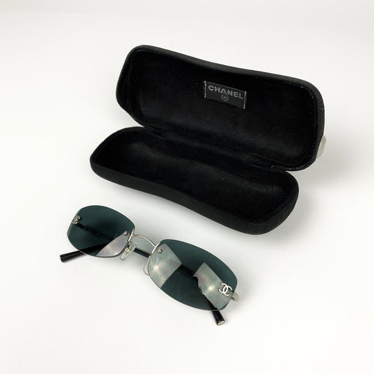 CHANEL sunglasses