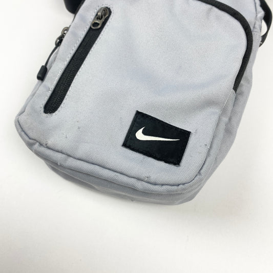 NIKE bag