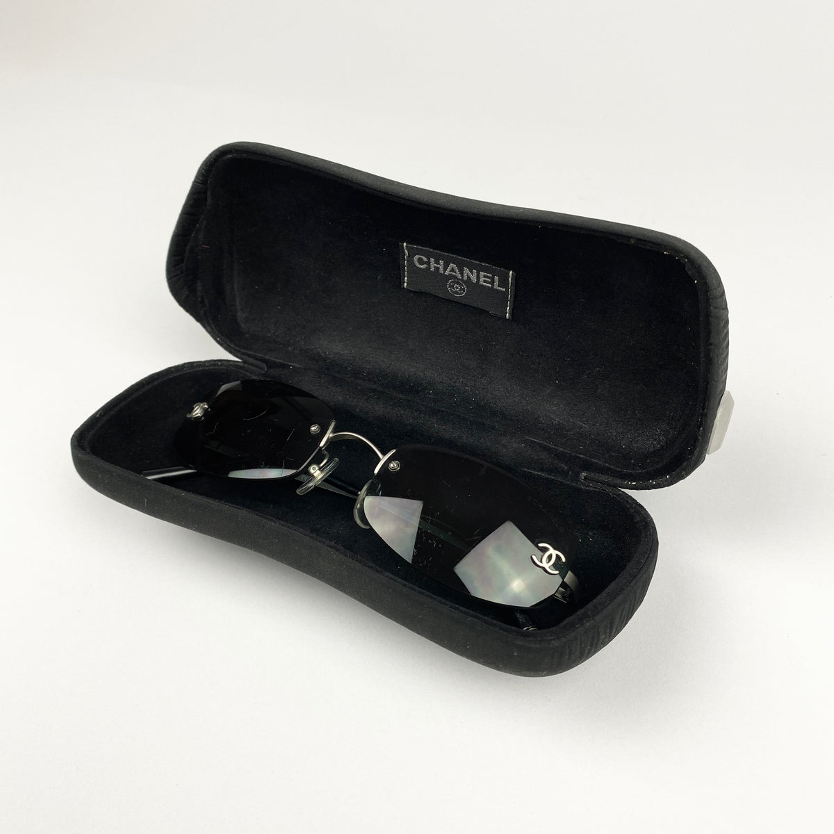 CHANEL sunglasses