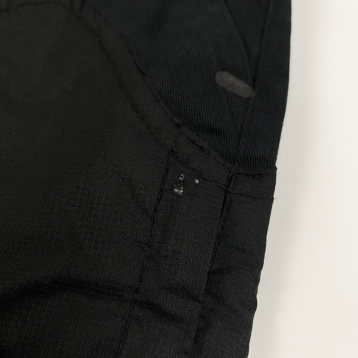 OFF-WHITE x NIKE Nylon Padded Cargo Hose