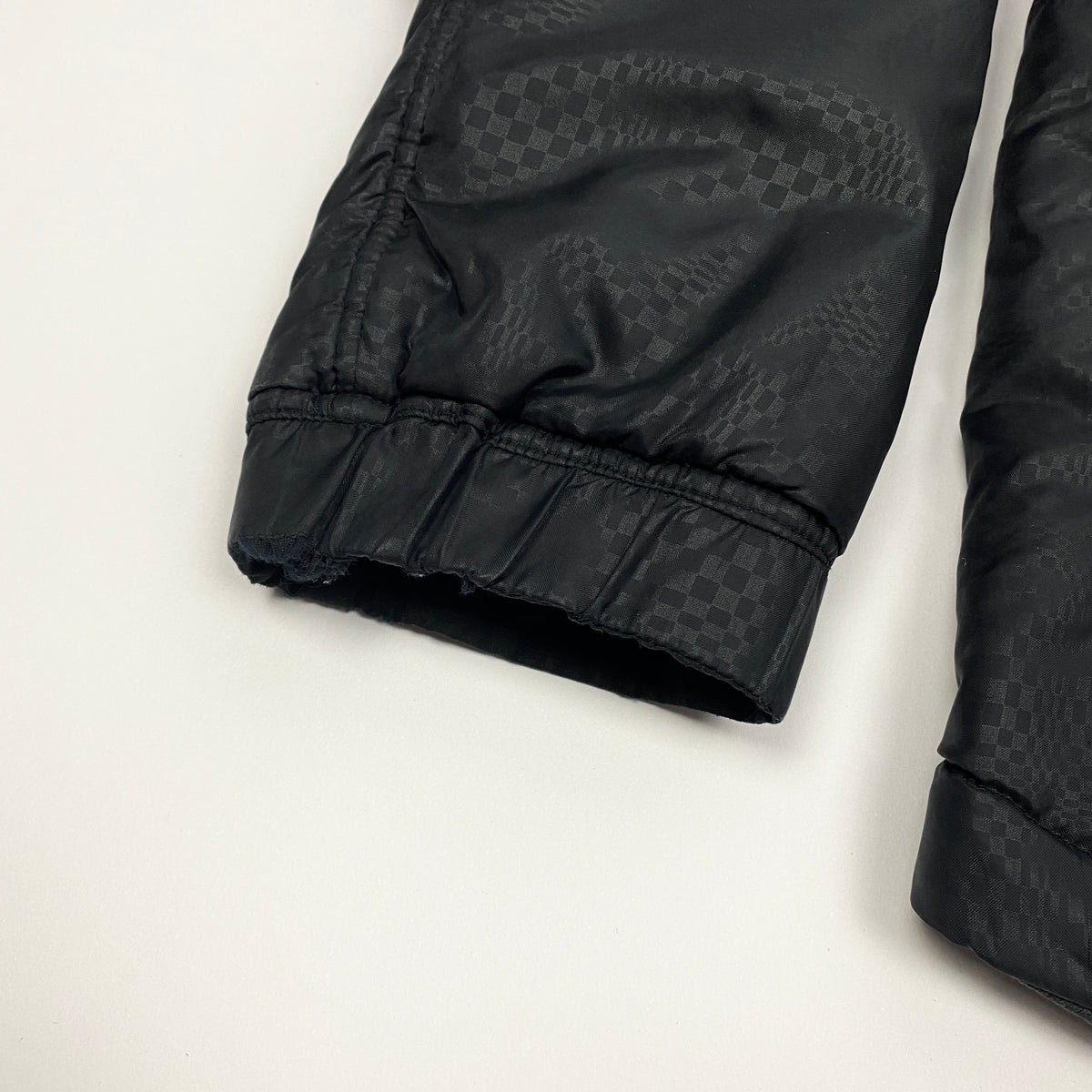 NIKE TN Carbon Reversible Jacket