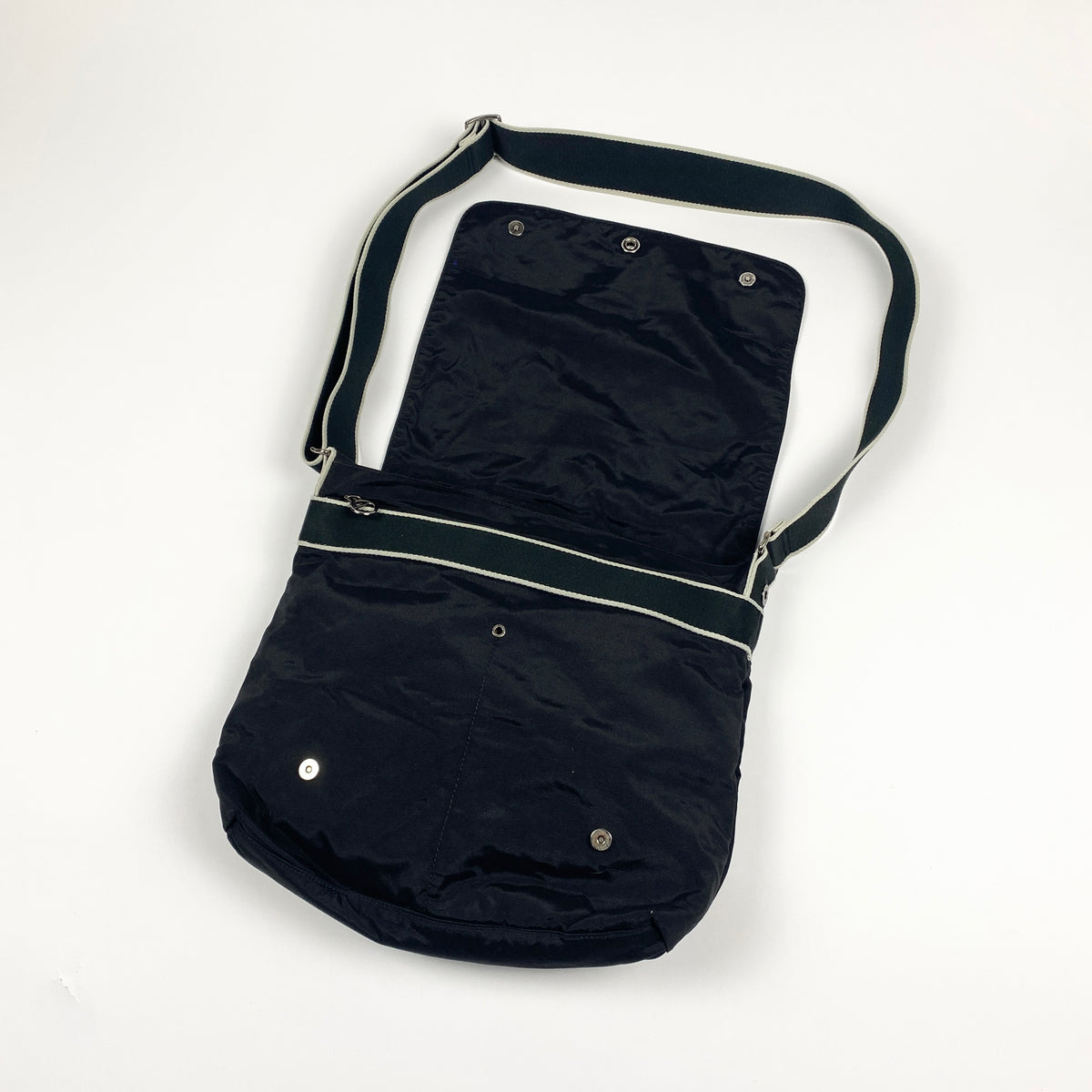 LACOSTE bag