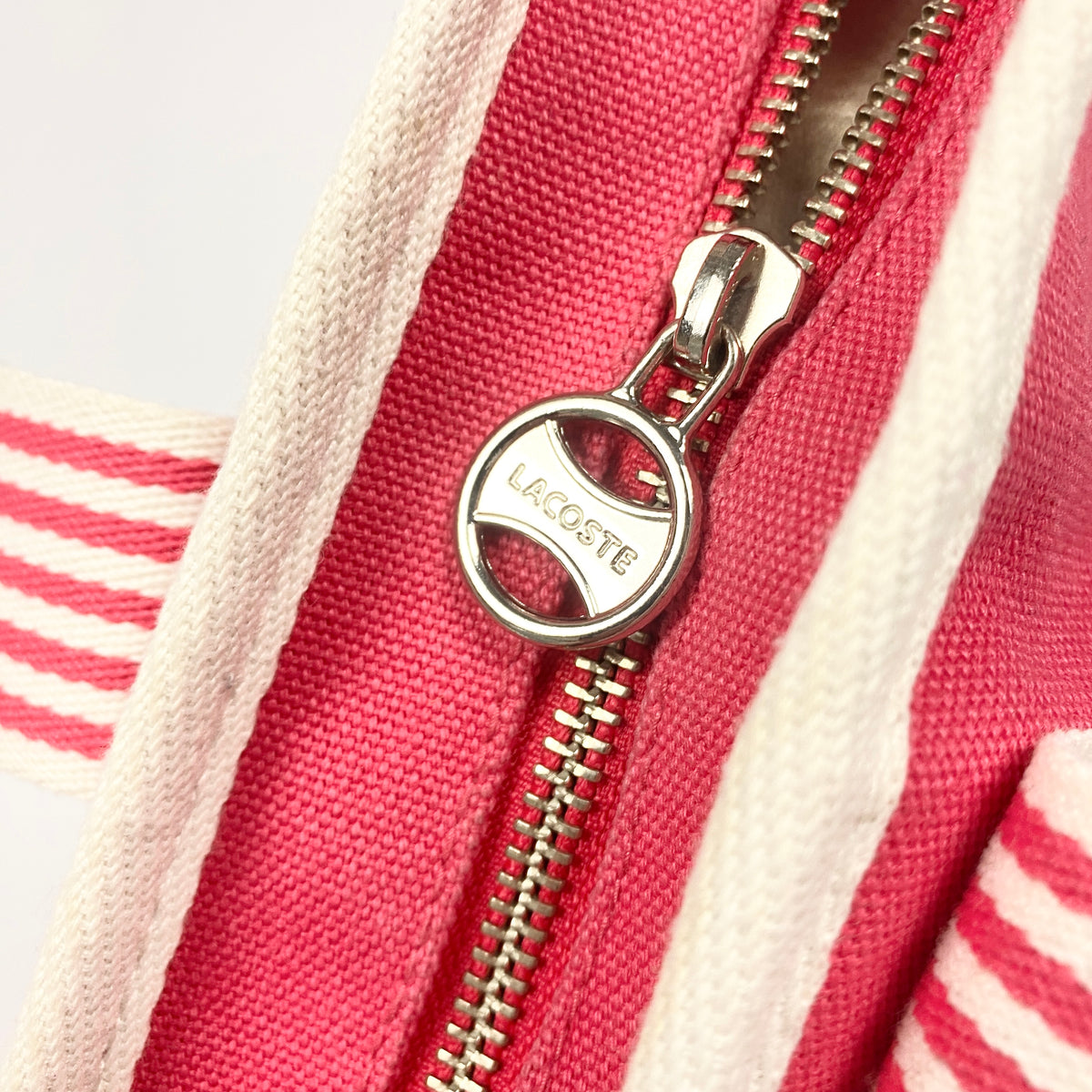 LACOSTE Handtasche