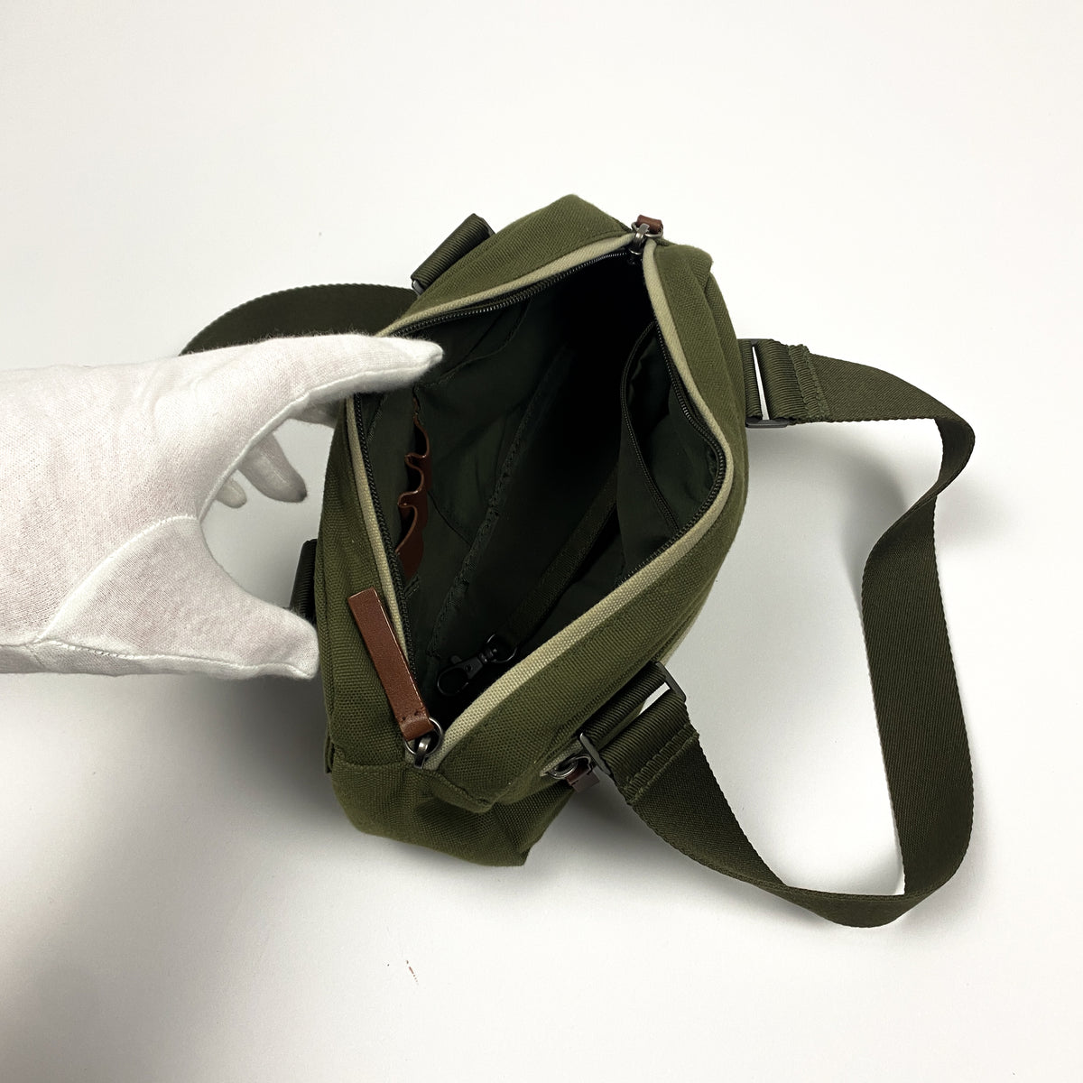 LACOSTE handbag