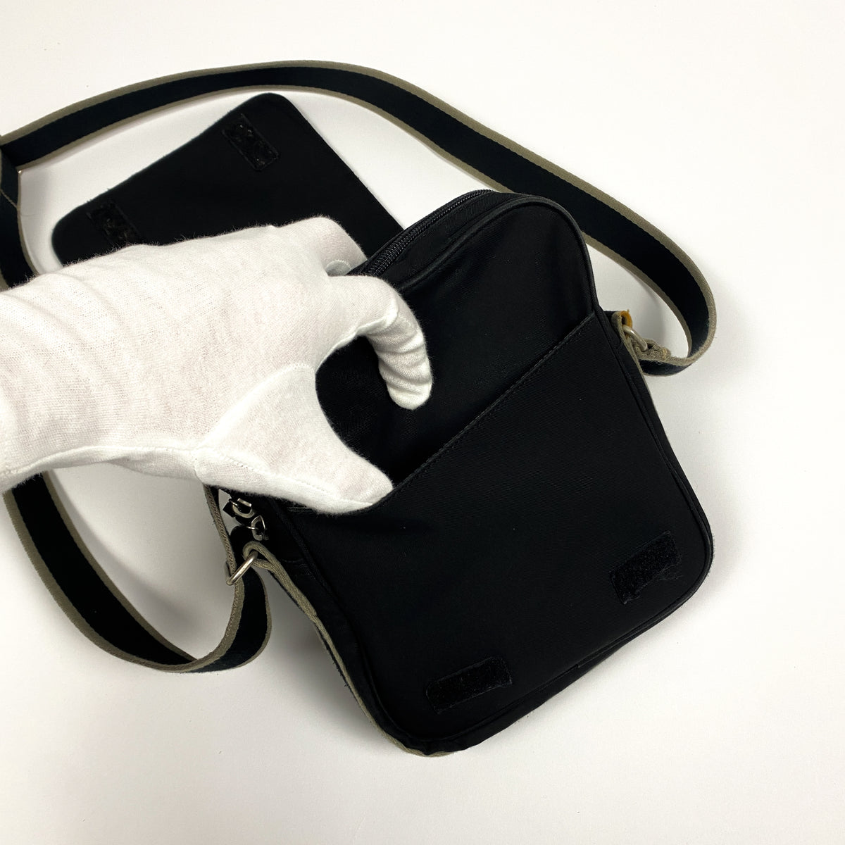 LACOSTE bag