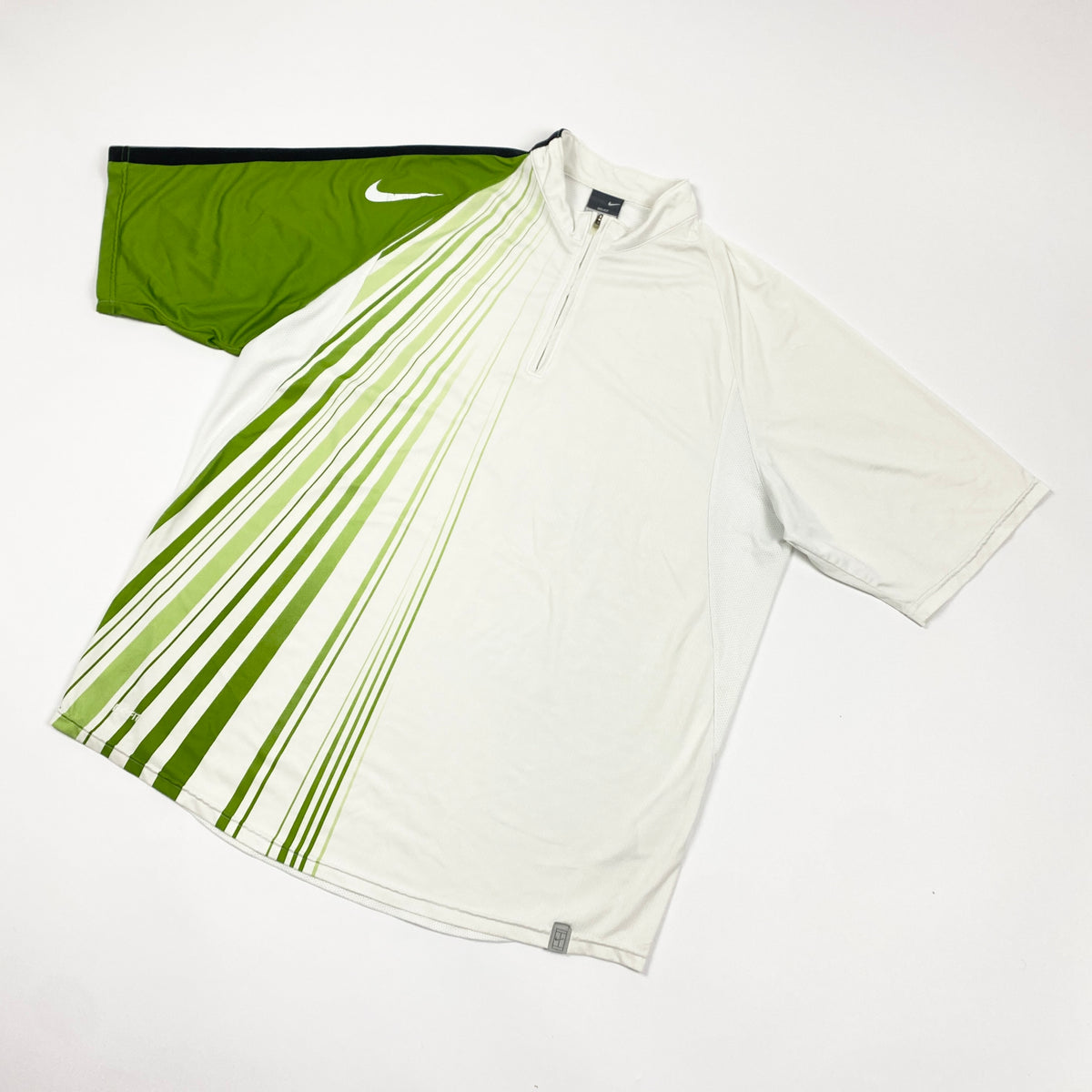NIKE half-zip jersey / t-shirt