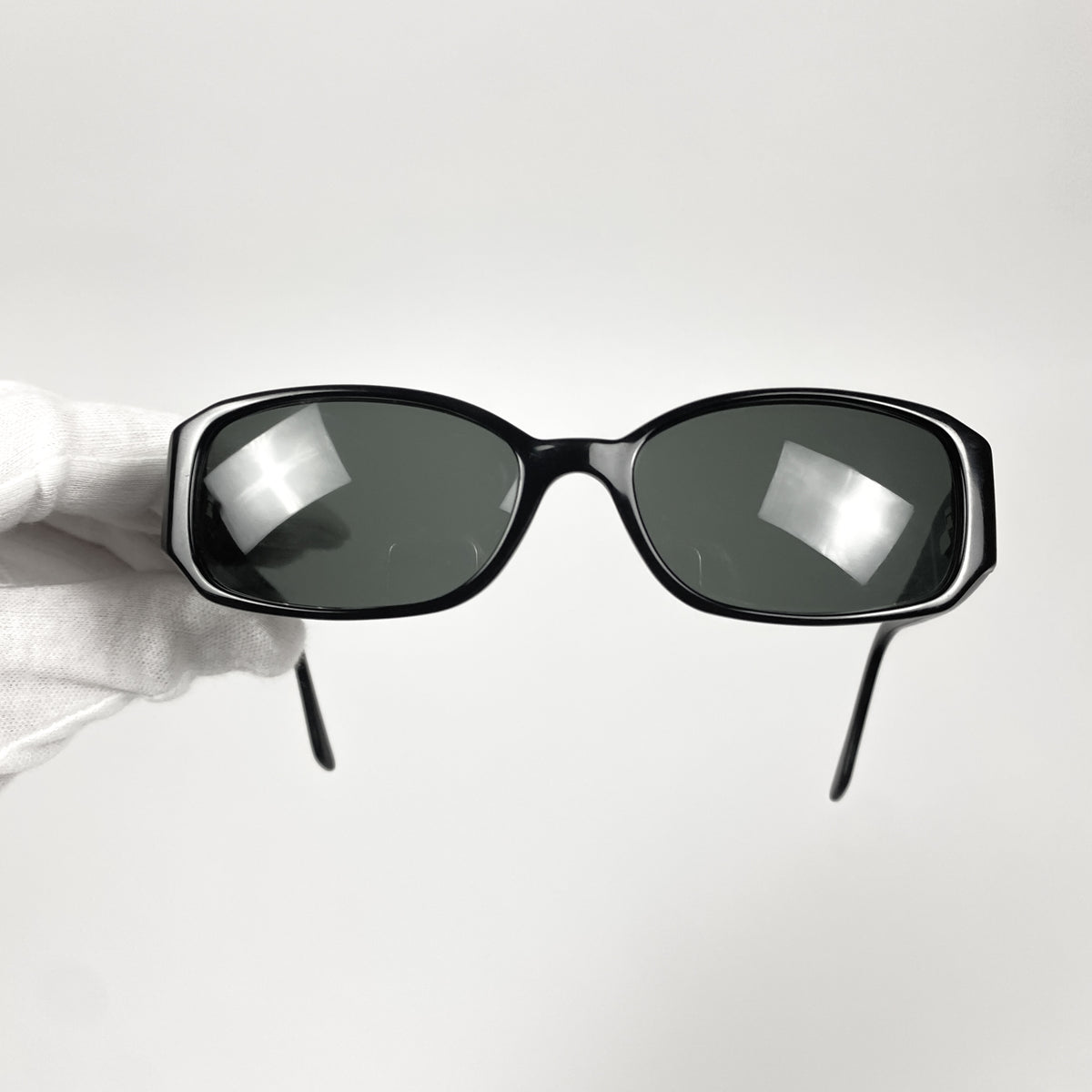 CHANEL Baguette Logo Sonnenbrille