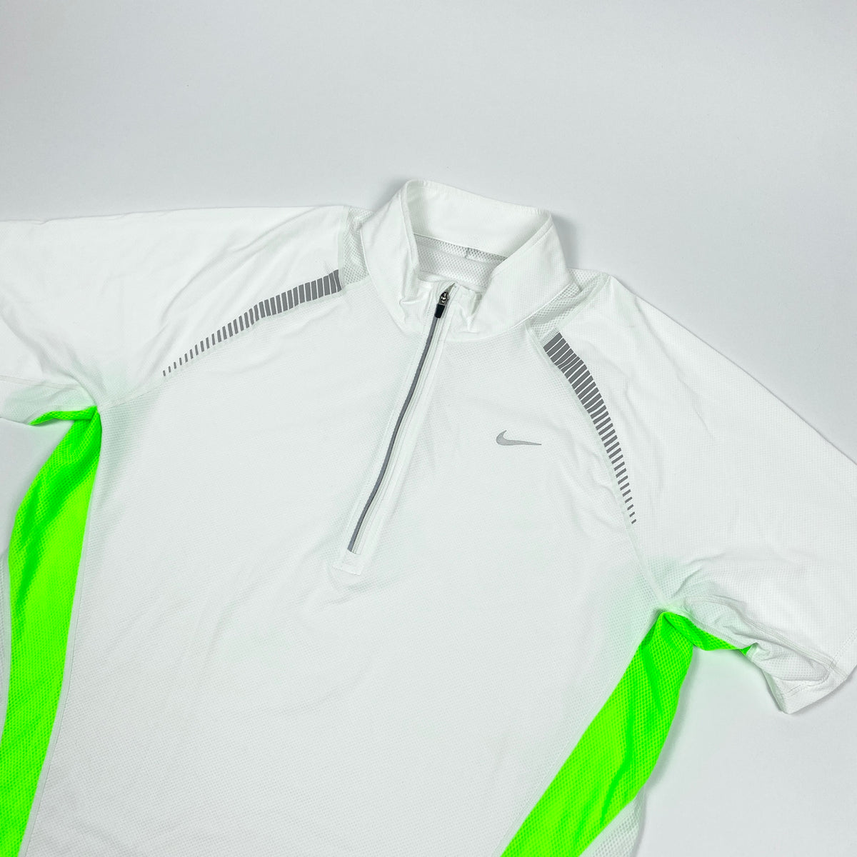 NIKE Half-Zip Jersey / Shirt