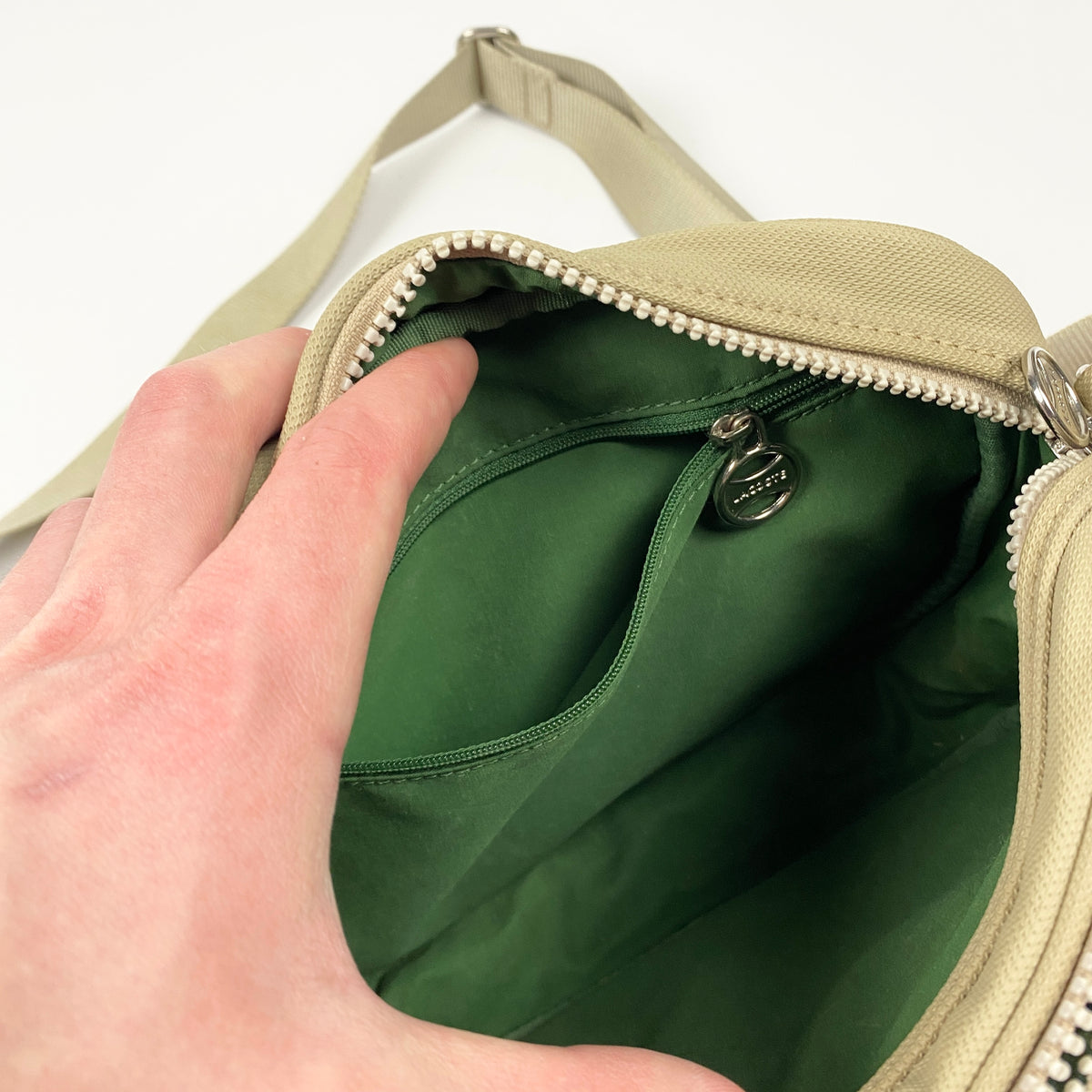 LACOSTE Tasche