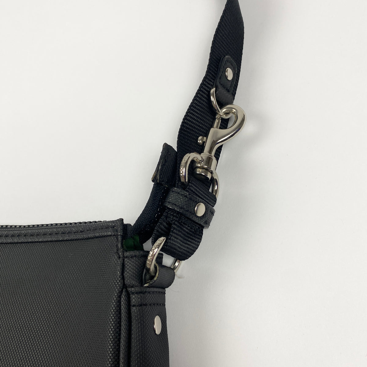 LACOSTE Handtasche
