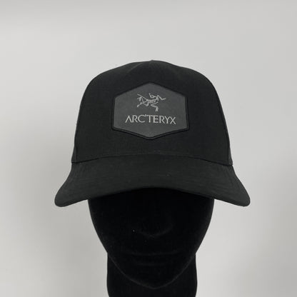 ARCTERYX Hex Logo Trucker Cap