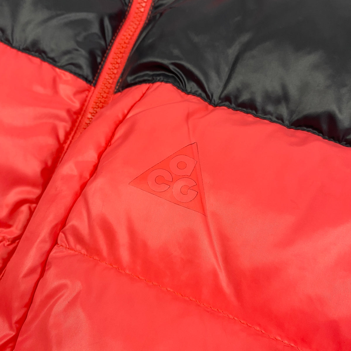 NIKE ACG Puffer Weste