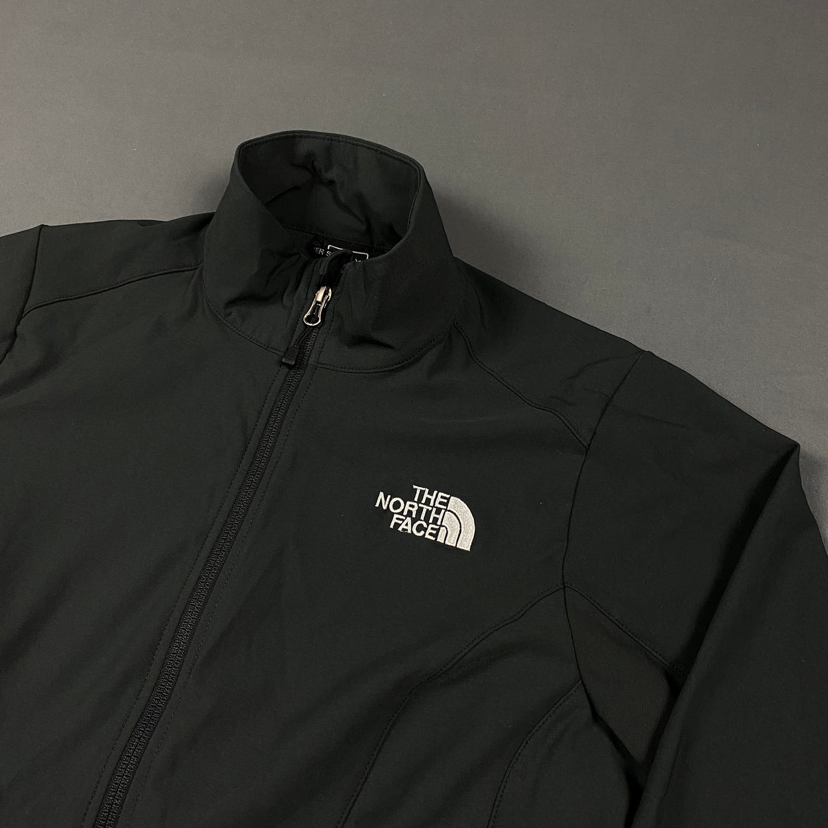 THE NORTH FACE Apex Softshell Jacket