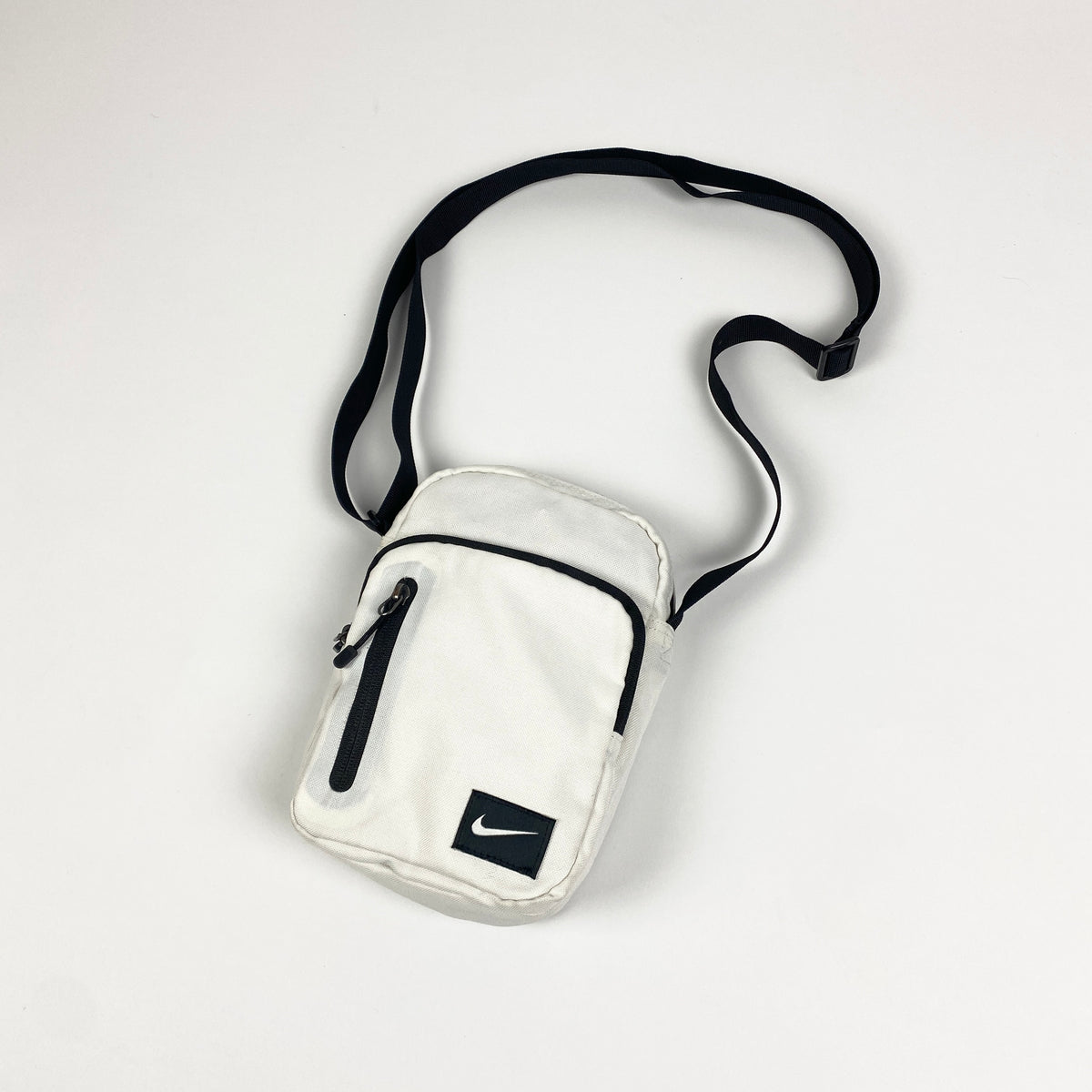 NIKE bag