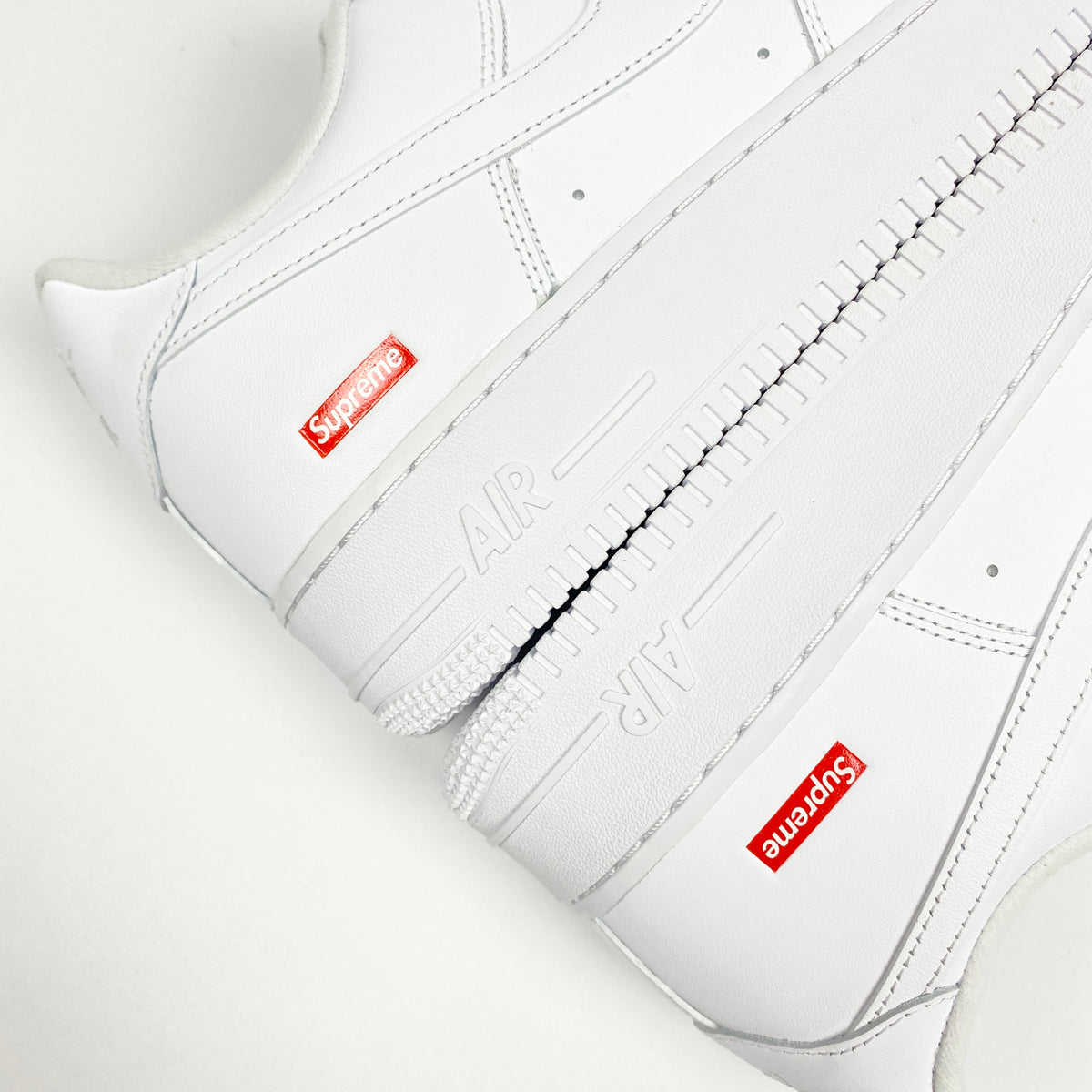 NIKE x SUPREME AirForce 1 Low