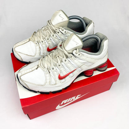 NIKE SHOX