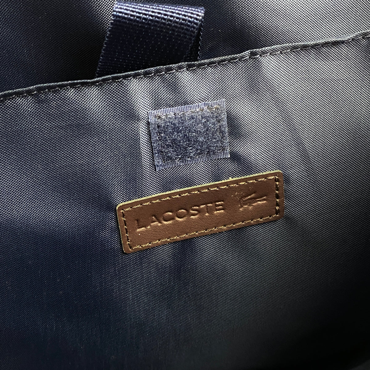 LACOSTE Umhängetasche