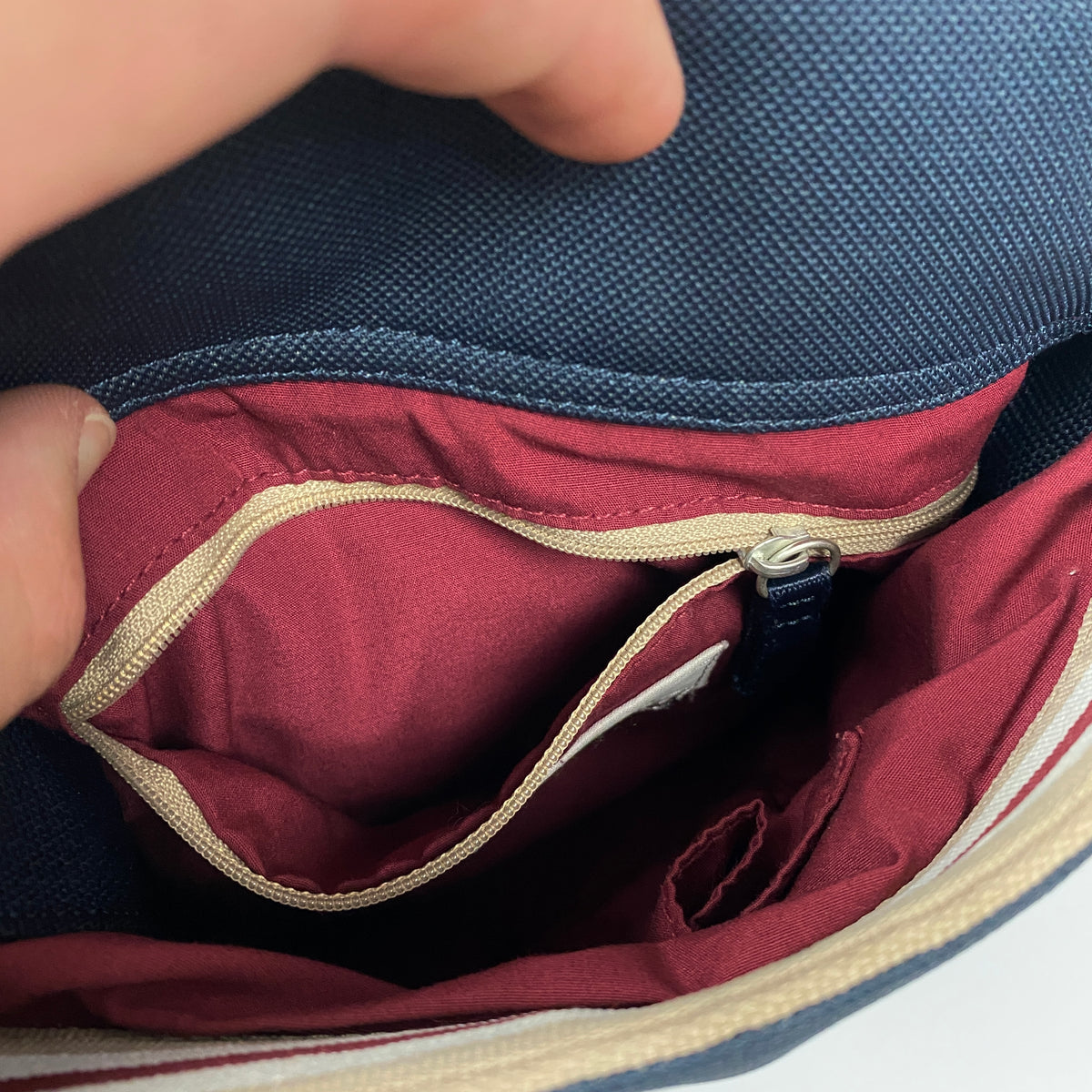 LACOSTE bag