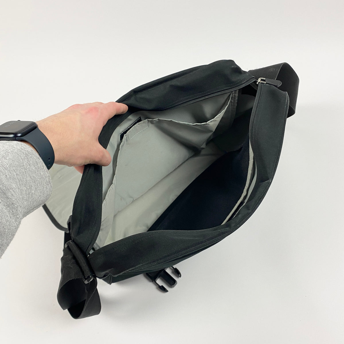 NIKE Laptop Umhängetasche