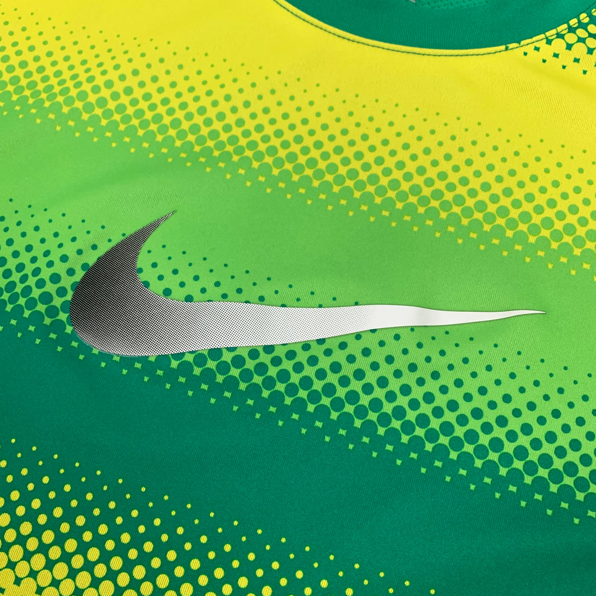 NIKE Mid Swoosh Tee