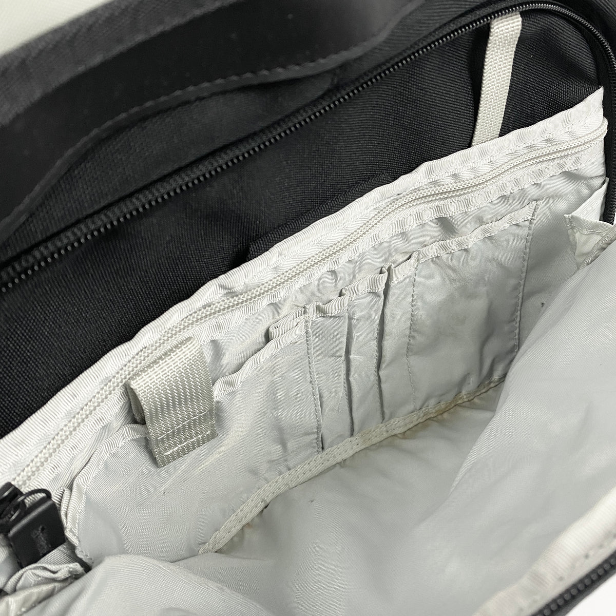 NIKE x CORDURA Umhängetasche