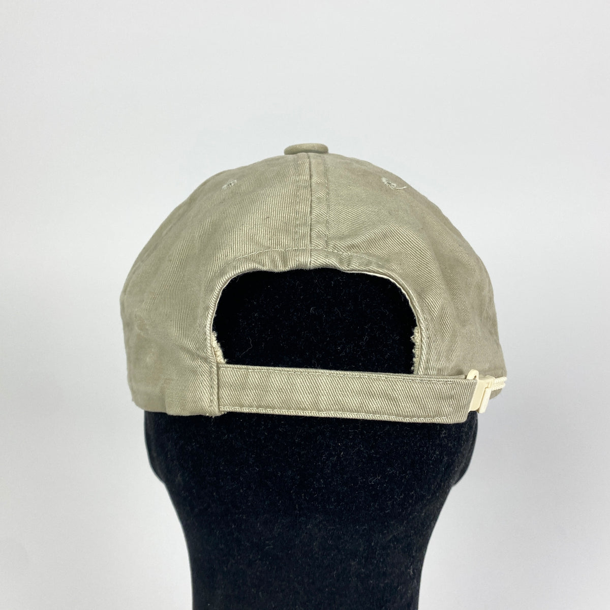 LACOSTE logo cap