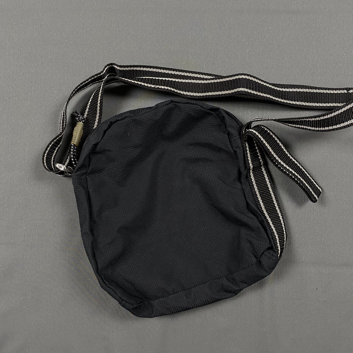 NIKE shoulder bag