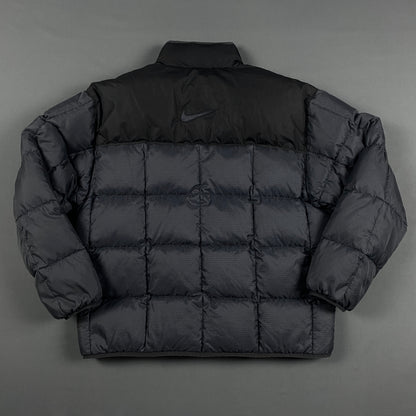 Vintage NIKE backswoosh winter jacket