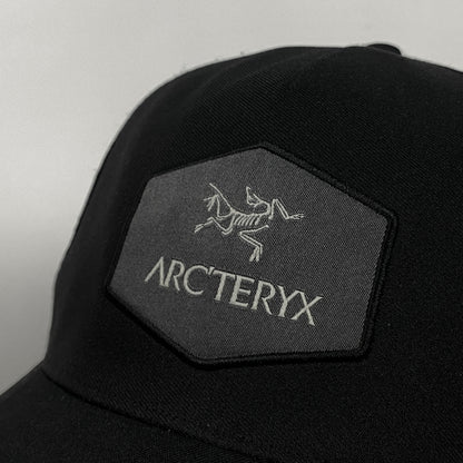 ARCTERYX Hex Logo Trucker Cap