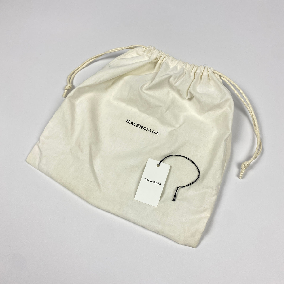 BALENCIAGA 2018 Presidential Logo Kappe