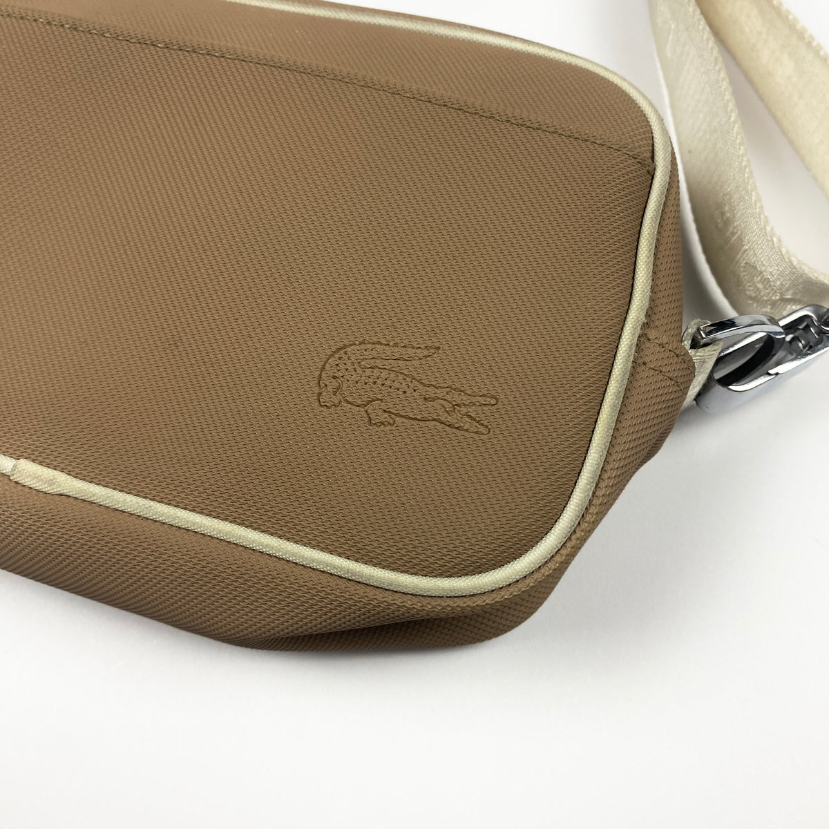 LACOSTE bag