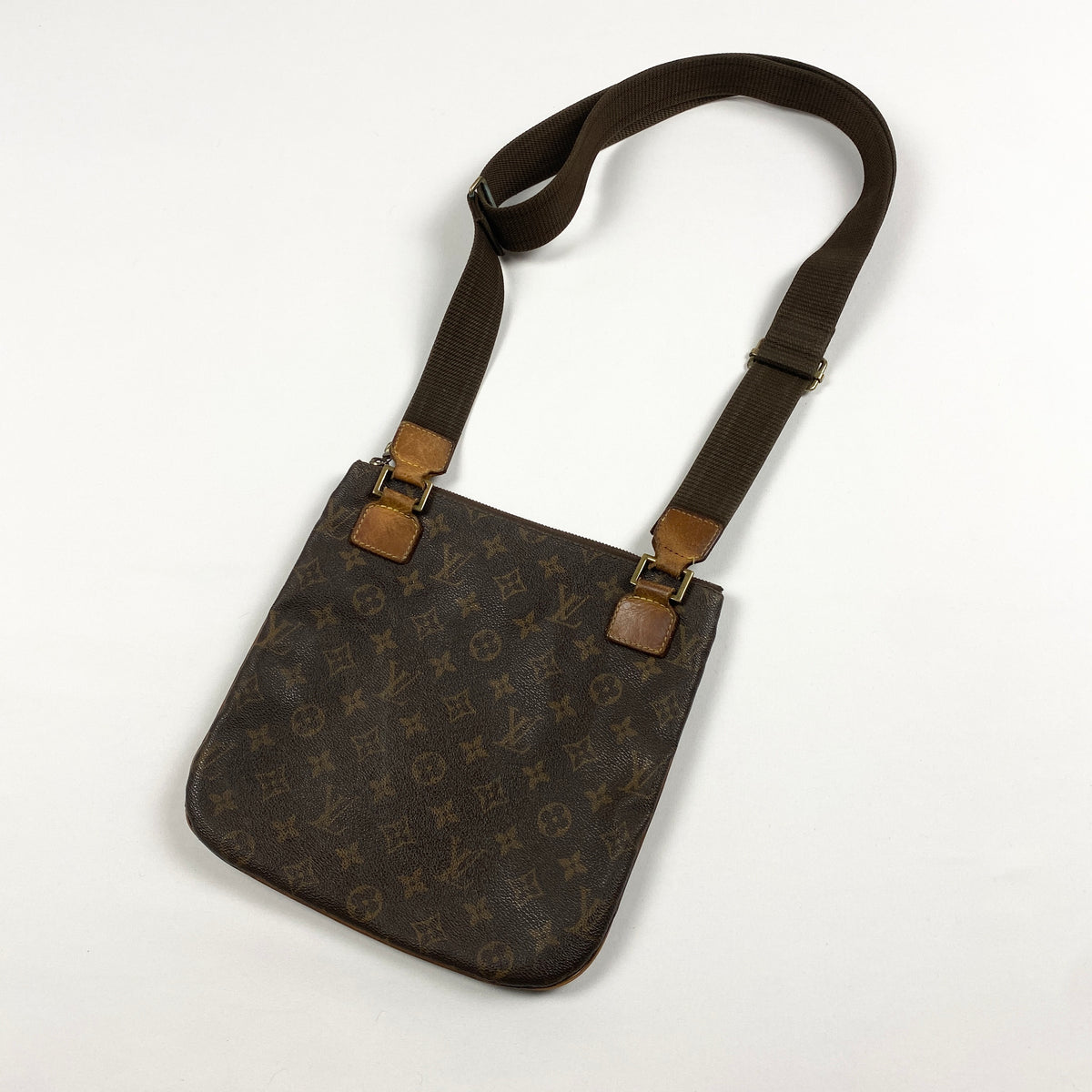 Vintage LOUIS VUITTON shoulder bag