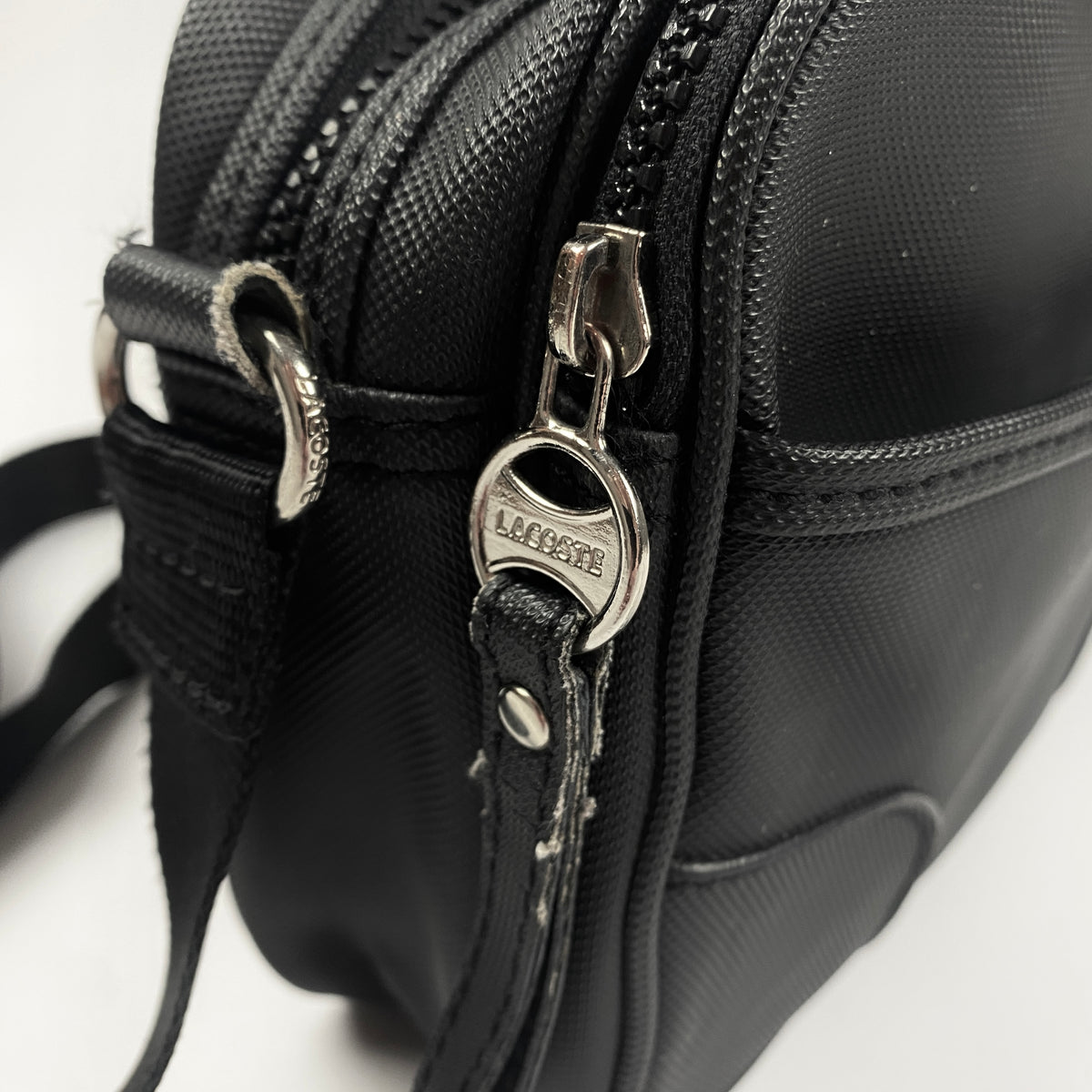 LACOSTE bag