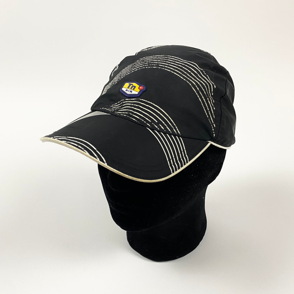 NIKE Tn cap