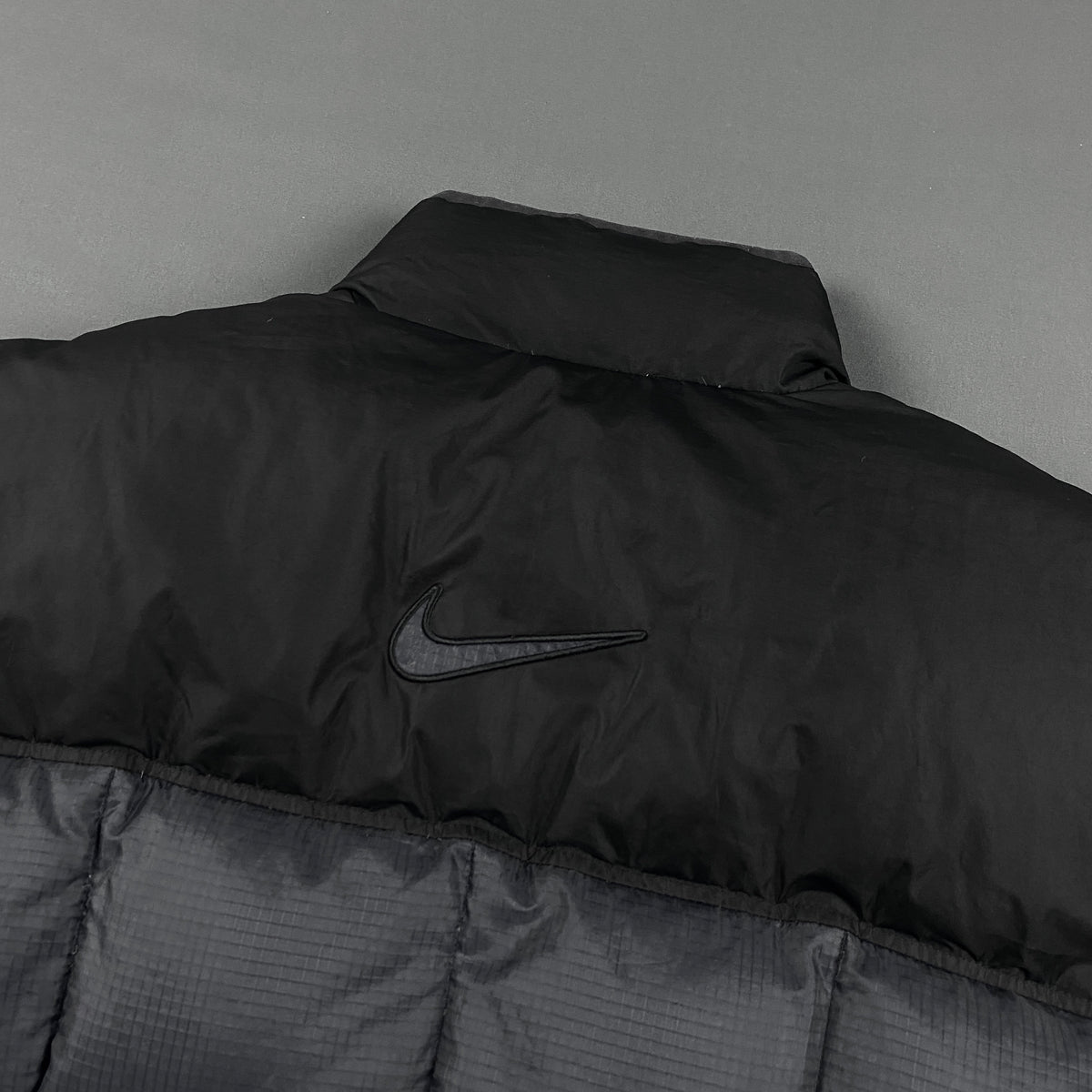 Vintage NIKE backswoosh winter jacket