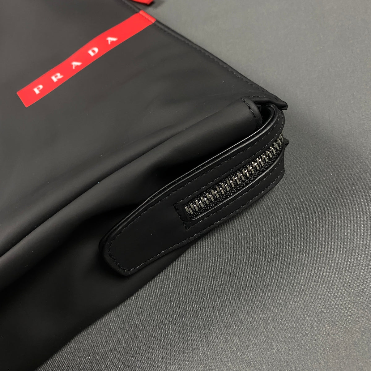 PRADA Luna Rossa Kulturbeutel