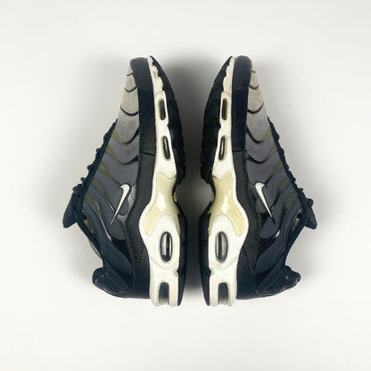 Nike Air Max Plus Tn "Black Fade"