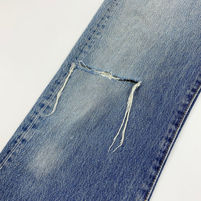 LEVIS Ripped Jeans
