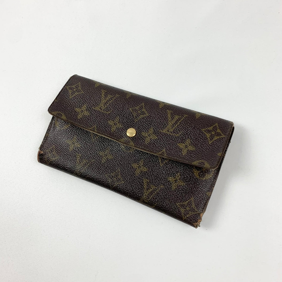 Vintage LOUIS VUITTON wallet