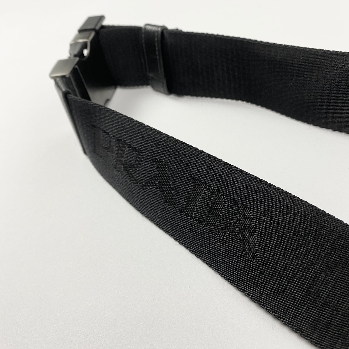 PRADA Re-Nylon Bauchtasche 2022