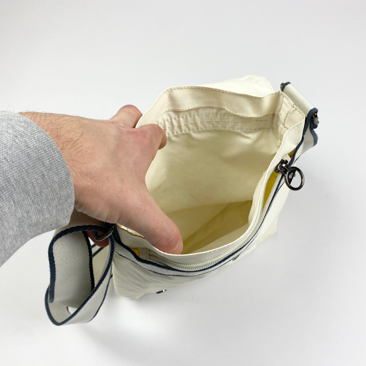 LACOSTE Tasche