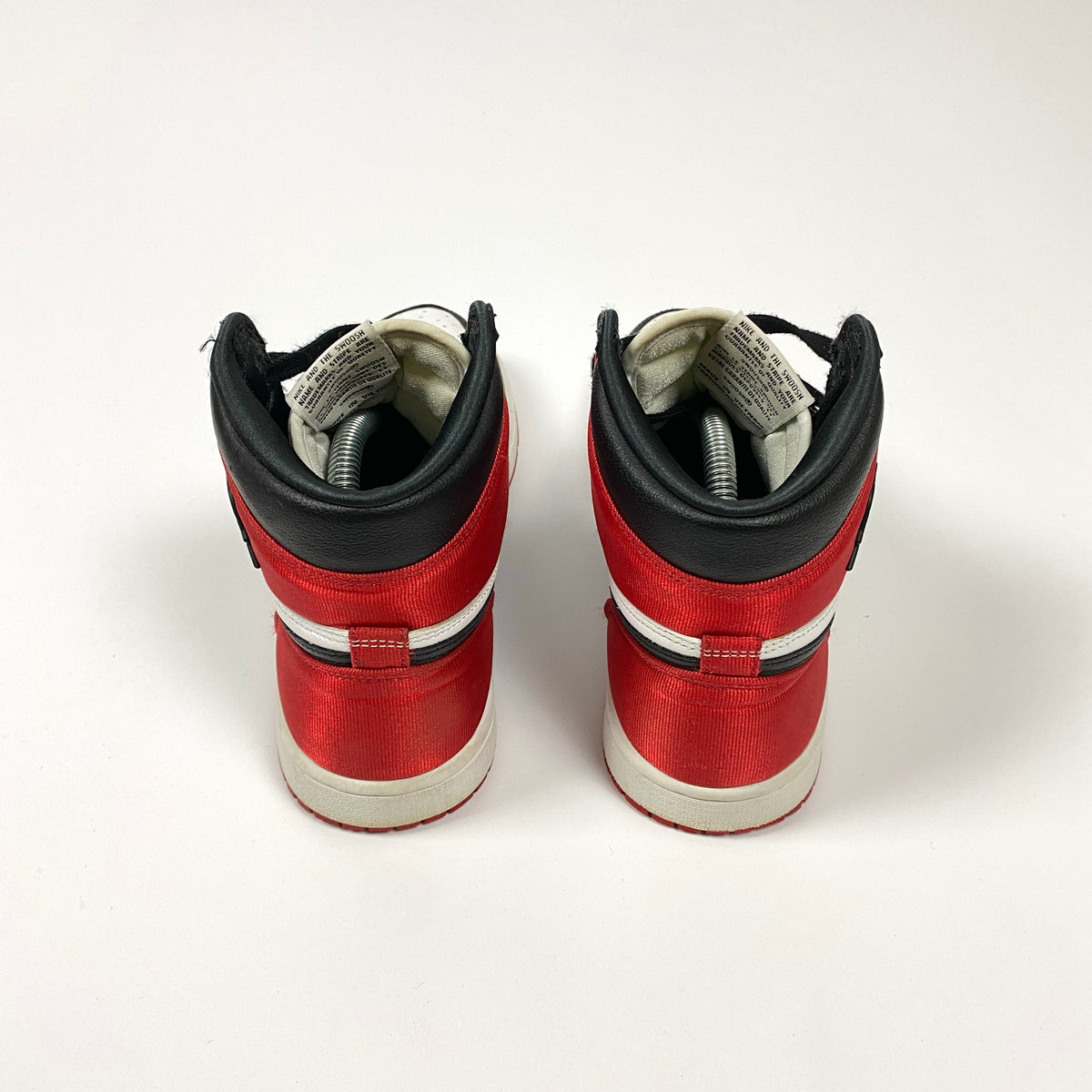 Nike Air Jordan 1 OG "Red Satin"