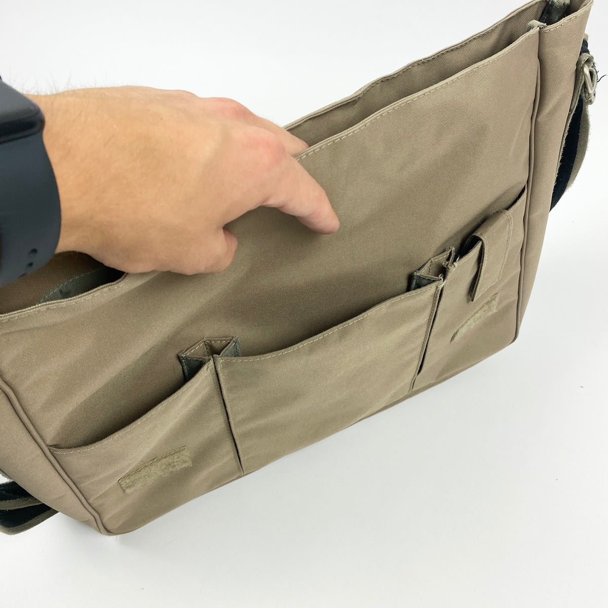 LACOSTE Messenger Bag