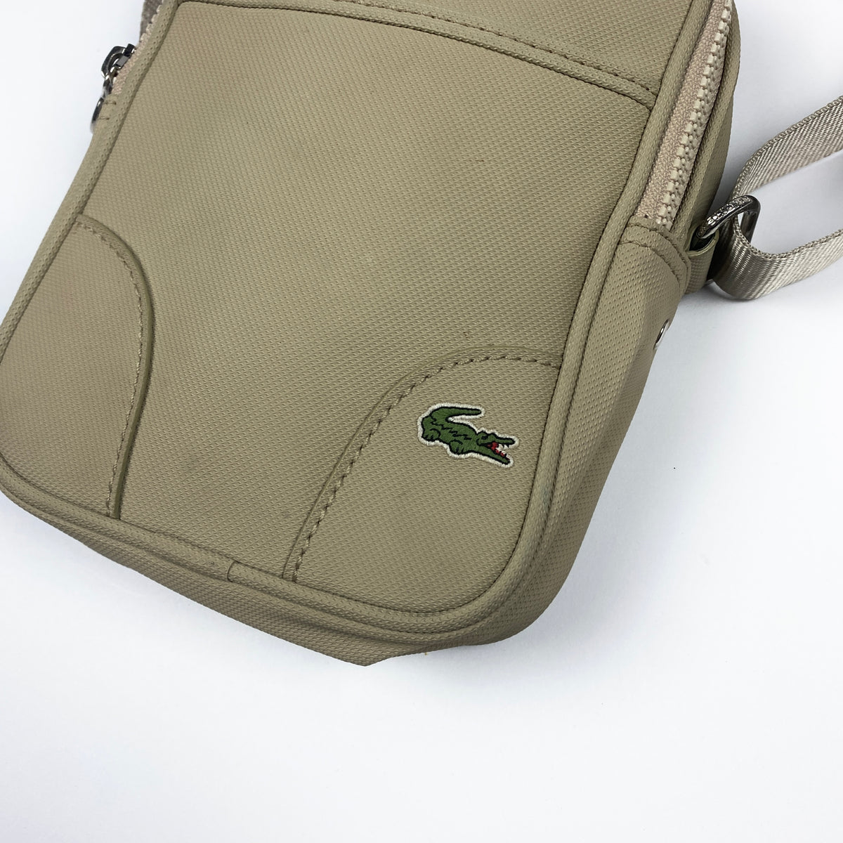LACOSTE bag