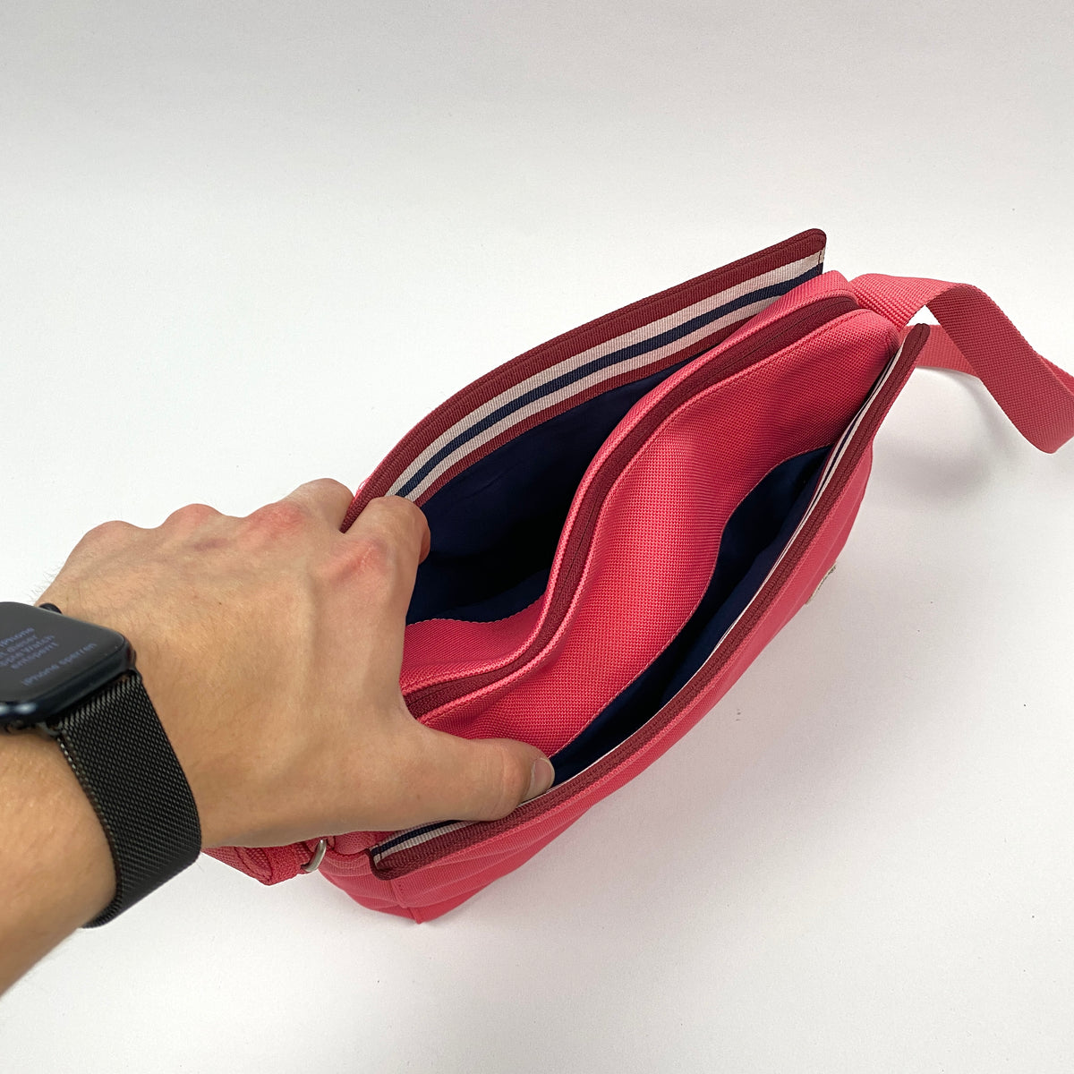 LACOSTE bag