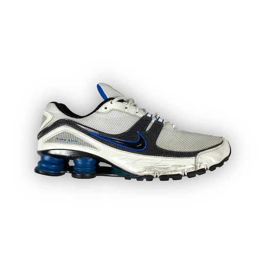 NIKE SHOX