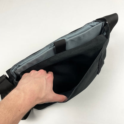 NIKE Laptop Umhängetasche
