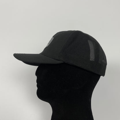 ARCTERYX Hex Logo Trucker Cap