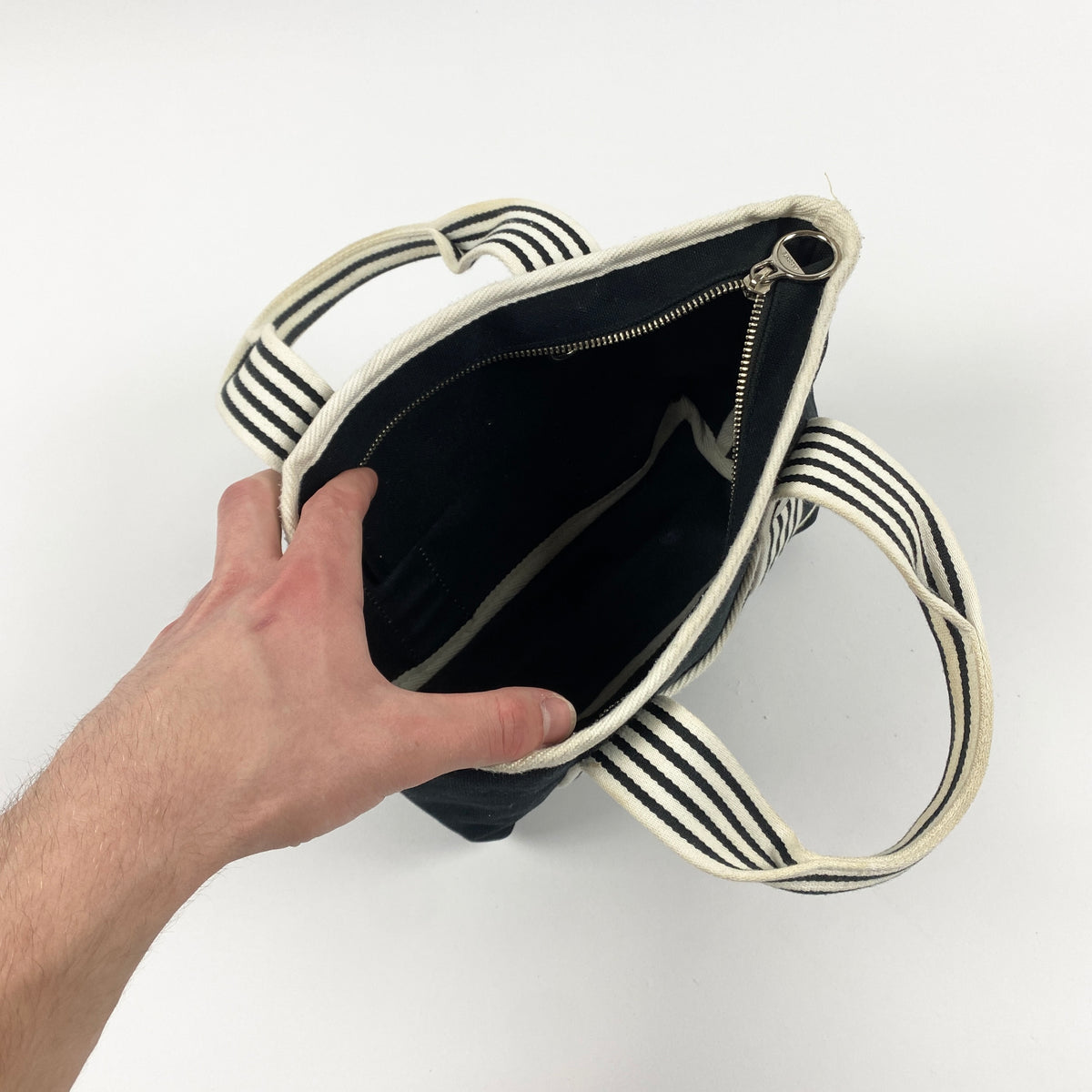 LACOSTE Handtasche